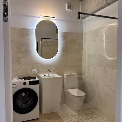 Аренда светлой 2-комнатной квартиры 60 м² в районе Faleza Nord, Констанца, Румыния